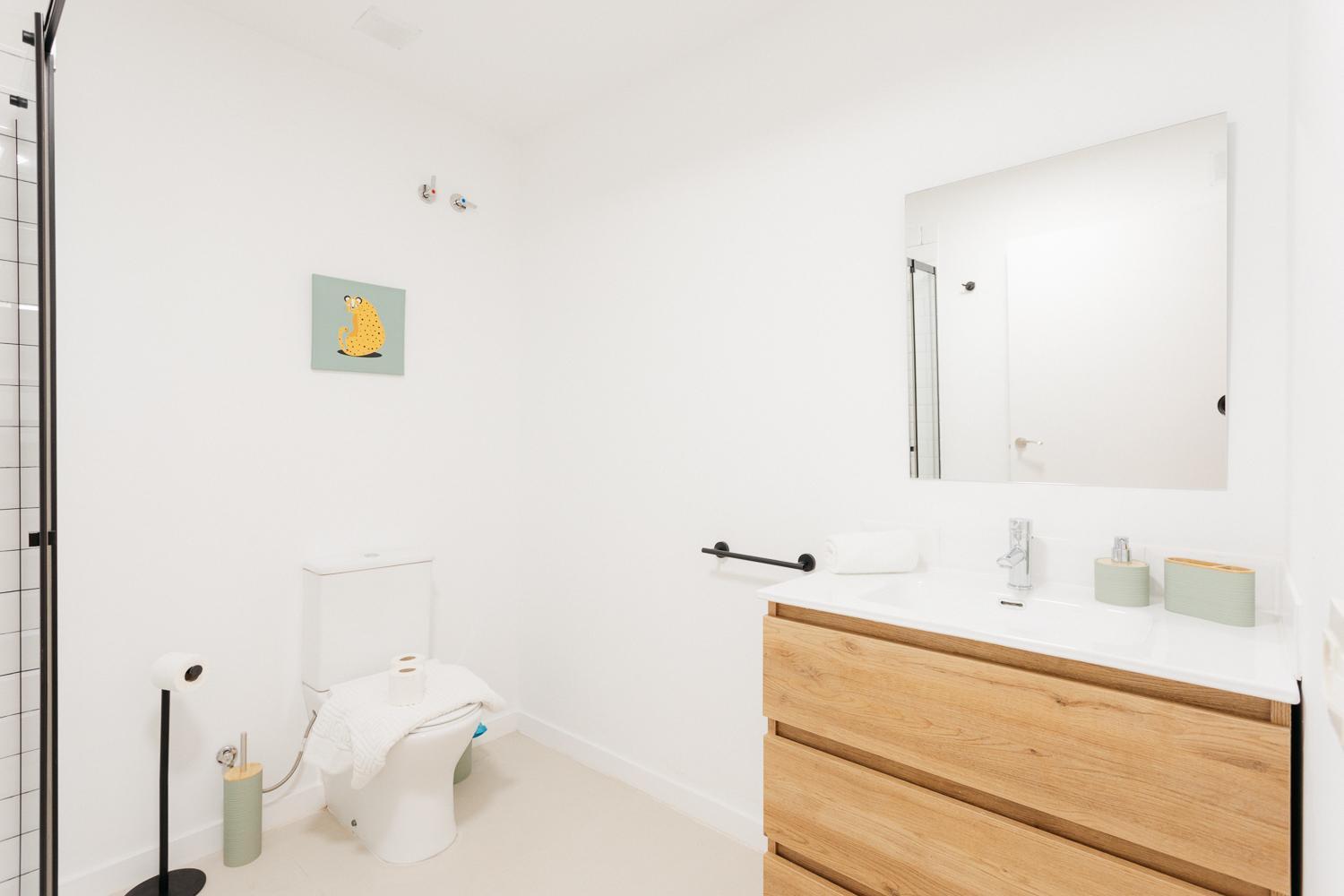 Apartment Amplio Cerca Centro Historico Y Turia 5pax 2 Bath *